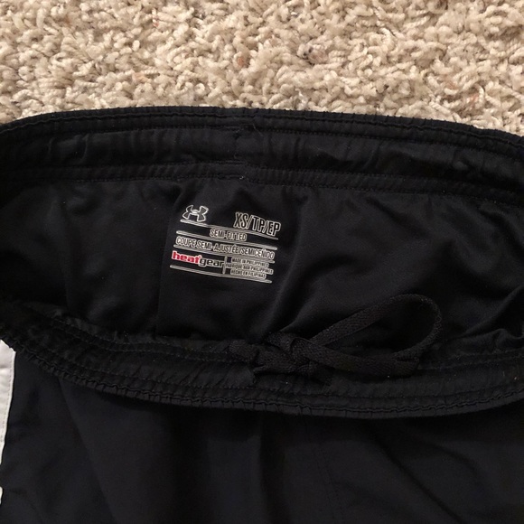 2 PAIRS of Under Armour Semi Fitted Shorts - Picture 7 of 7